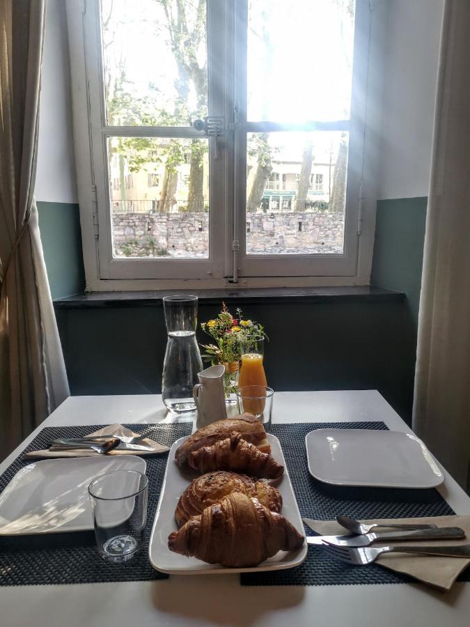 Maison De L'Aguze Saint-Pons-de-Thomieres Esterno foto